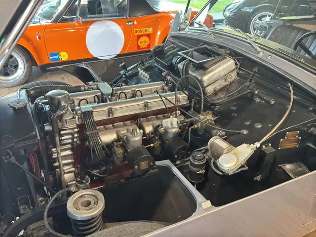 Aston Martin Sonstige 2/4 Mark II Coupe ''Traumzustand+Linkslenker'' Ansicht 15