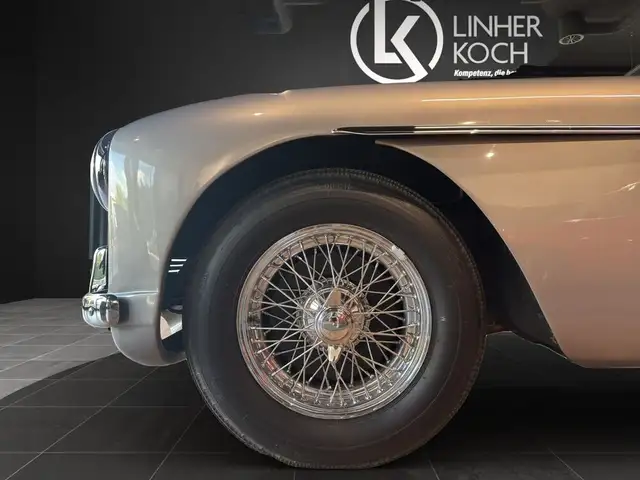 Aston Martin Sonstige 2/4 Mark II Coupe ''Traumzustand+Linkslenker'' Ansicht 14