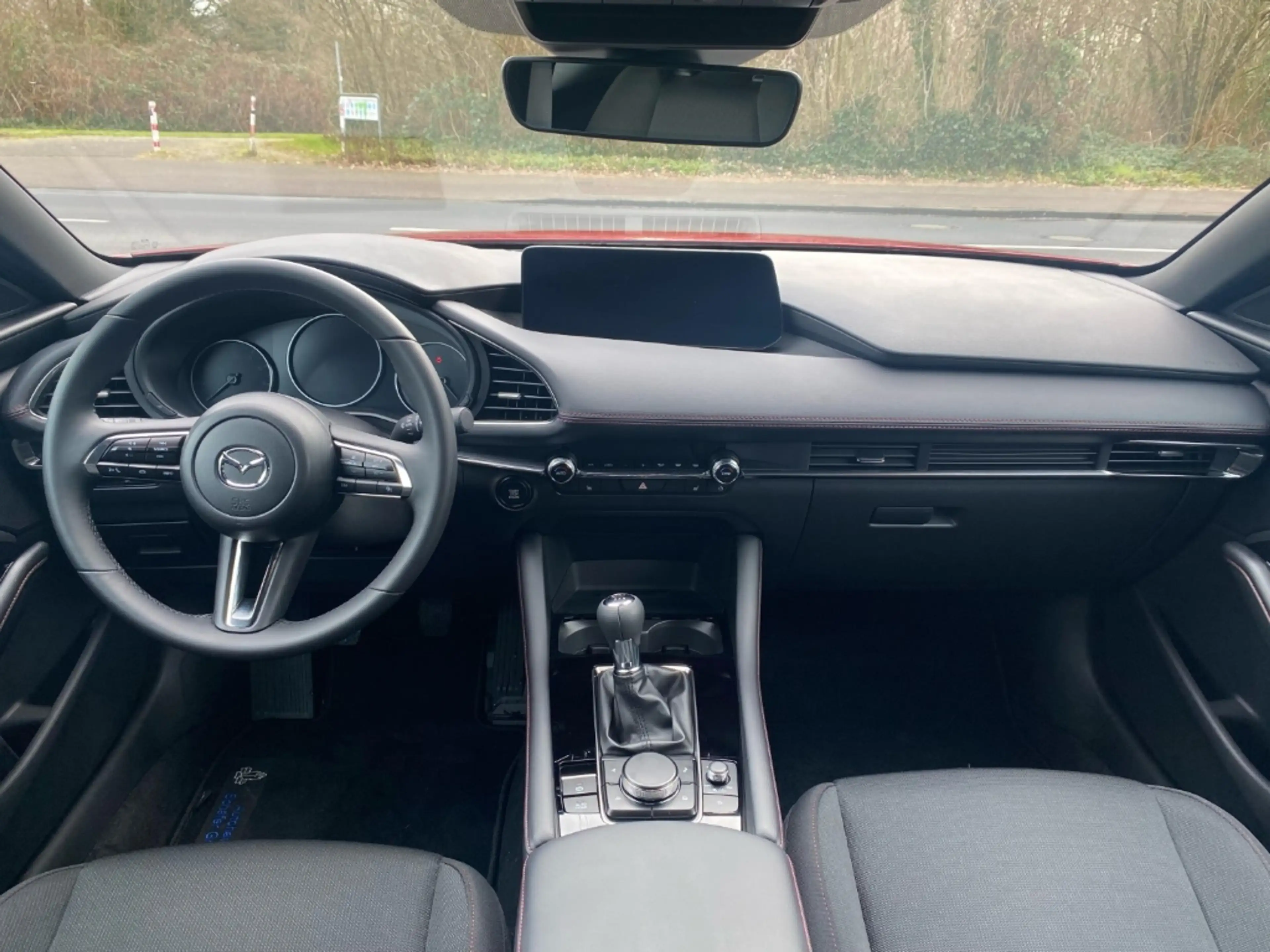 Mazda 3 HOMURA e-Skyactiv-G 140PS 6MT HUD Navi LED Blendfr — photo 7