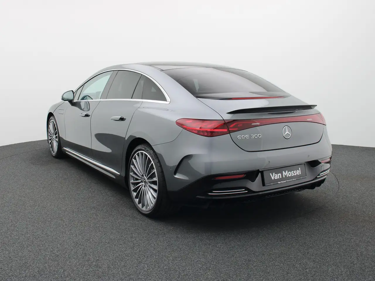 Mercedes-Benz EQE 300 2026