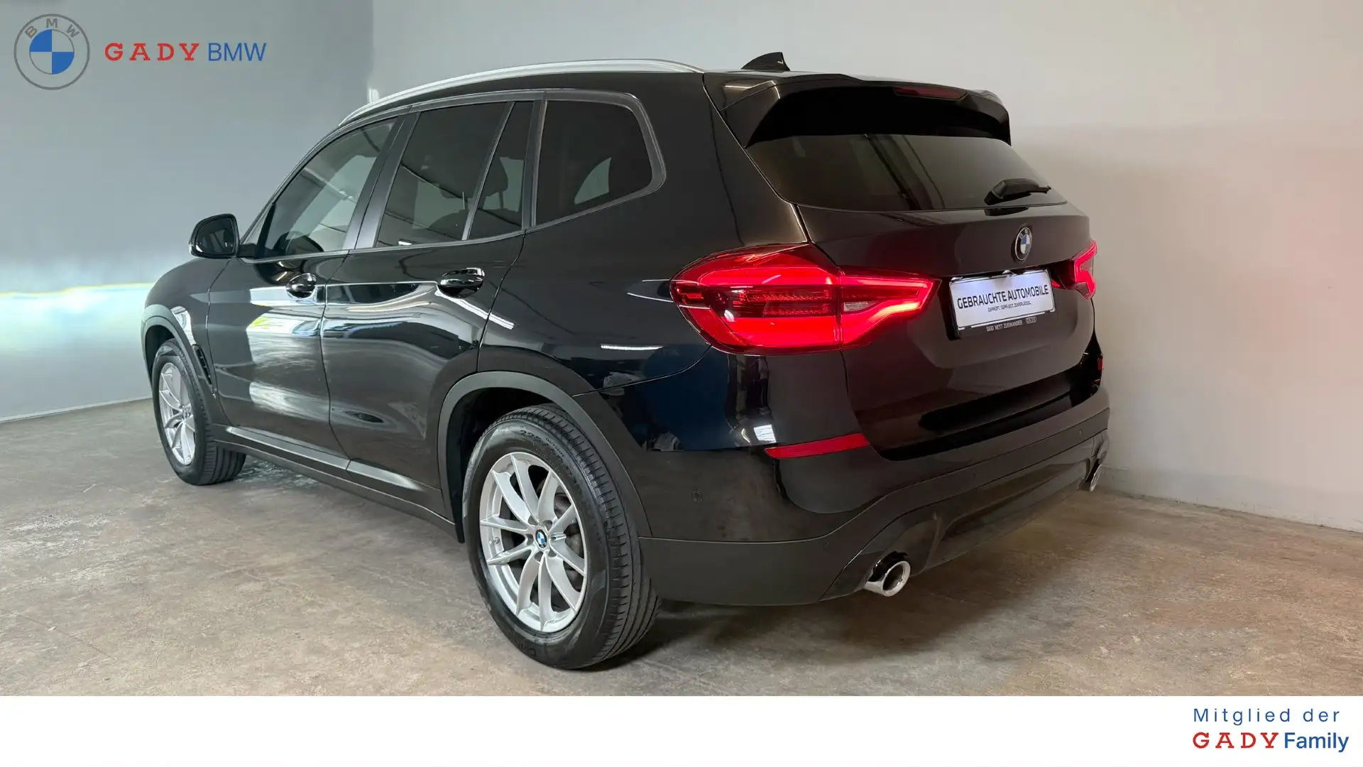 BMW X3 X3 xDrive20d Zwart - 2