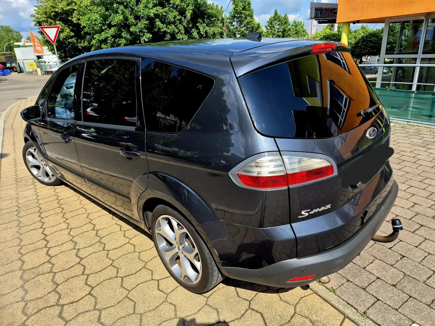 Ford S-Max 2.0 TDCi Titanium NAVI AHK LEDER Szary - 1