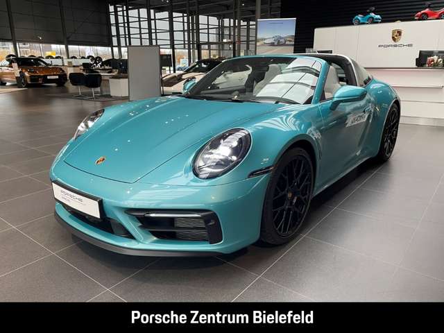 Imagine Porsche 992 911 Targa 4 GTS Ipanemablau HA-Lenkung BOSE