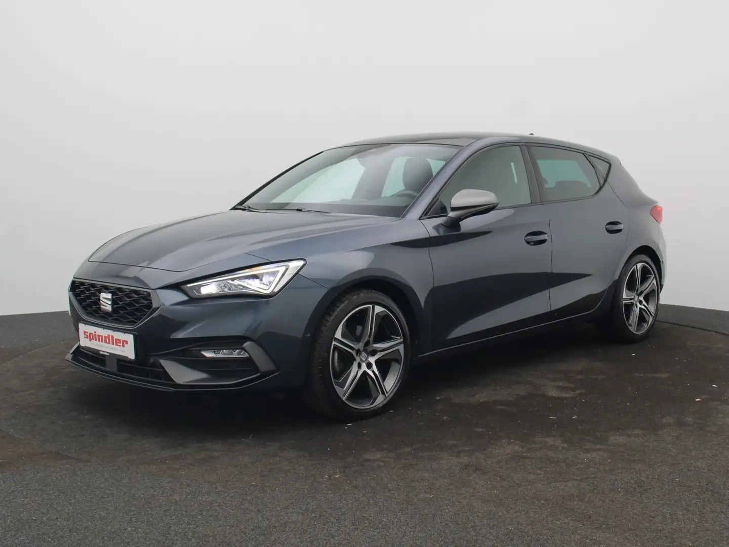 SEAT Leon FR 1.5 eTSI DSG / Pano, Navi, LED, ACC, AHK Gris - 2