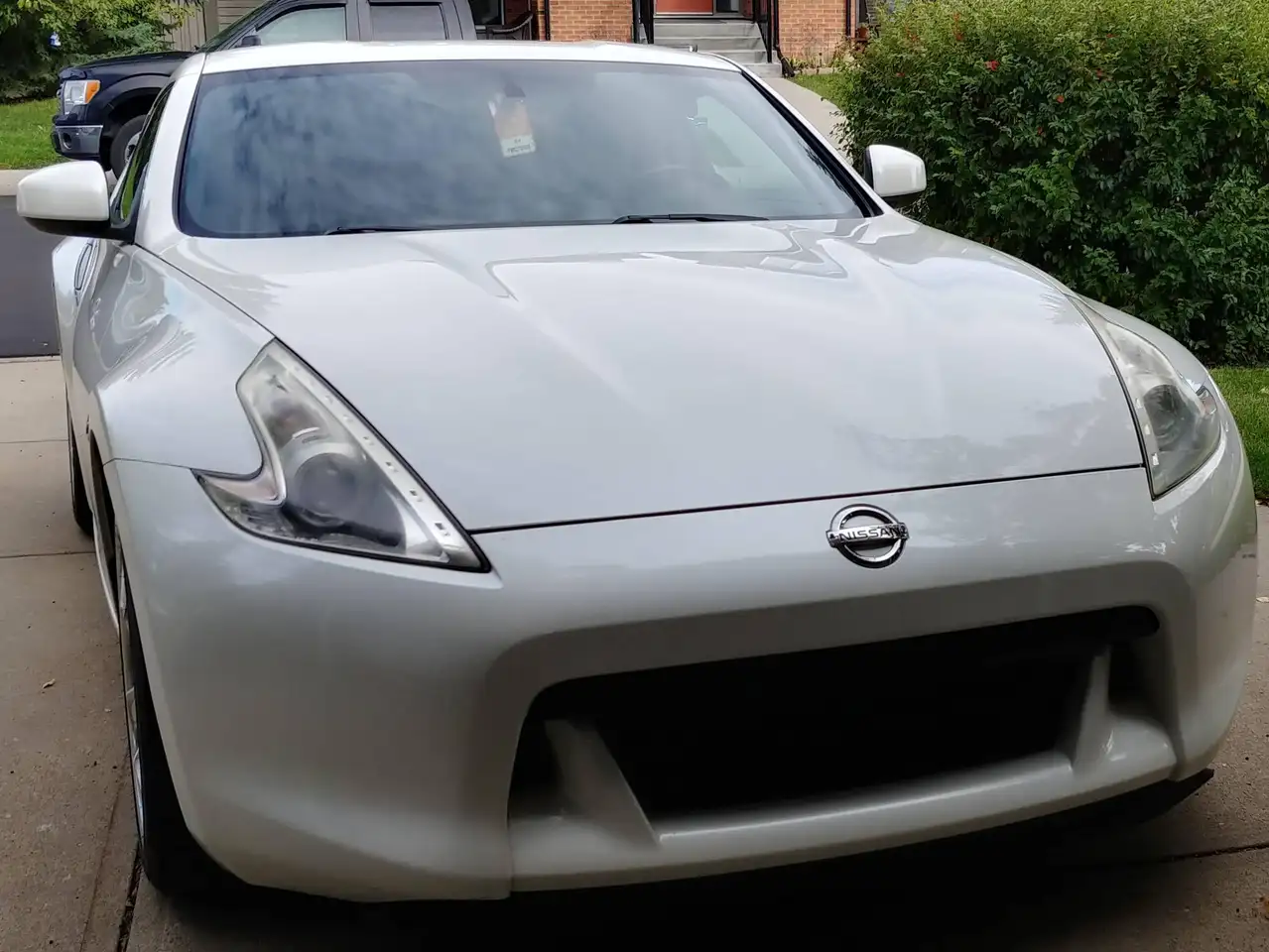 Nissan 370Z снимка Nissan 370Z