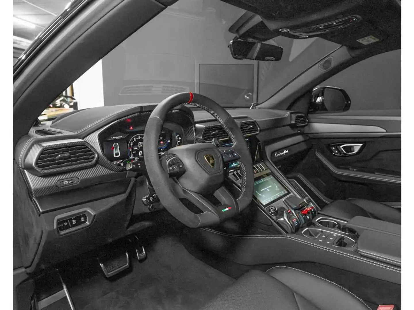 Lamborghini Urus URUS PERFORMANTE /HUD/CARBON/23/360/PANO/MY23 Černá - 2