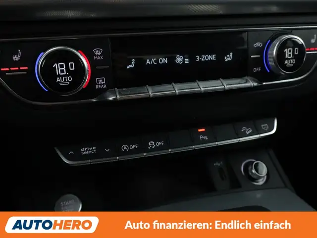 Audi Q5 view 24