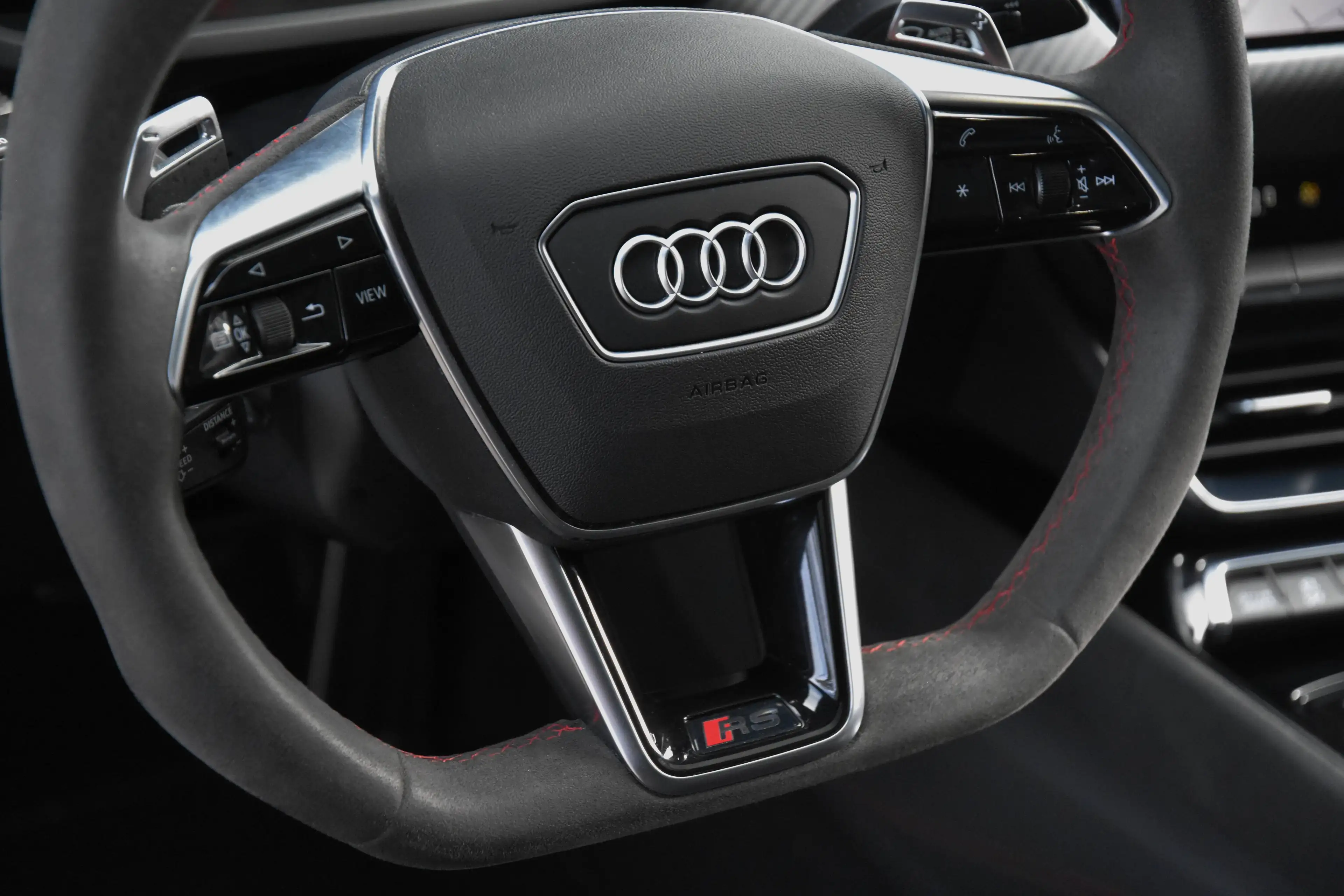 Audi e-tron GT RS QUATTRO SHADOW RS DESIGN PACKAGE RED *** NP: € 166.820,- *** — photo 10