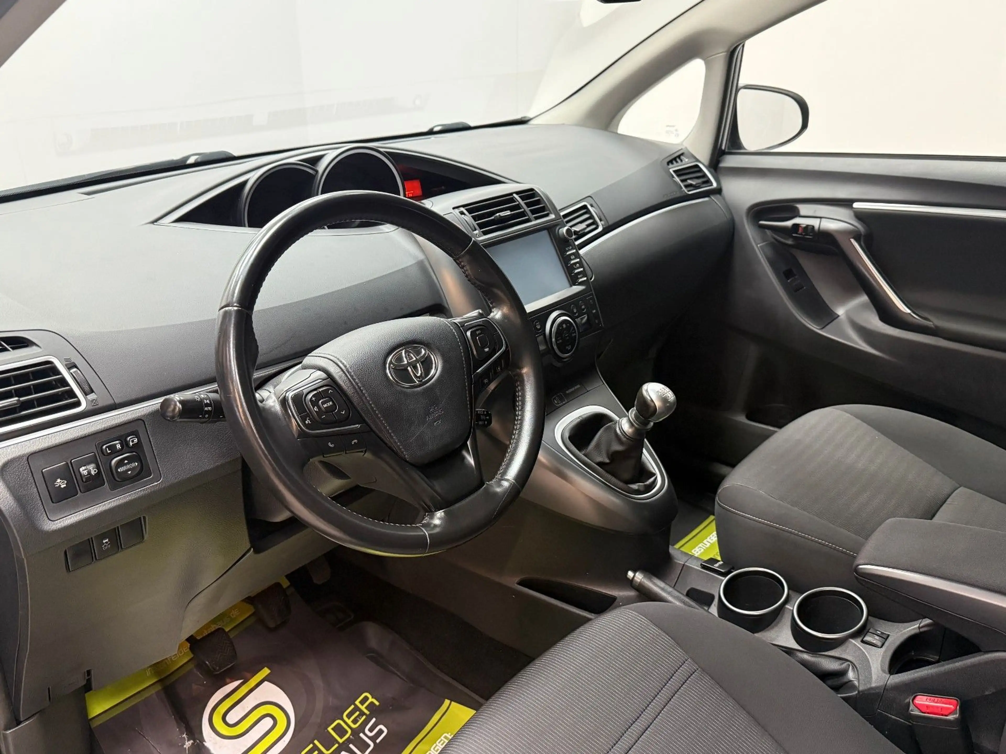 Toyota Verso 1.6D-D4 Edition-S/NAVI/TEMPOMAT/KAMERA/AHK — photo 10