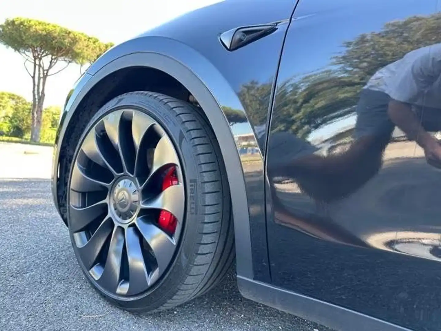 Tesla Model Y Model Y Performance AWD - 1