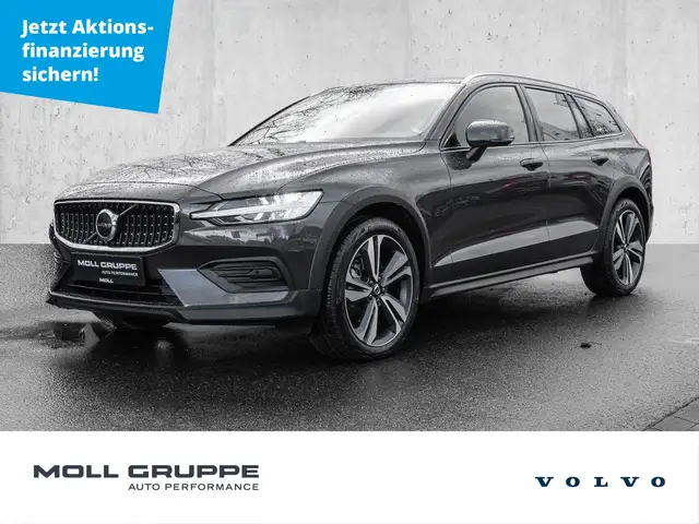 Volvo V60 Cross Country B4 AWD Plus Plus AWD
