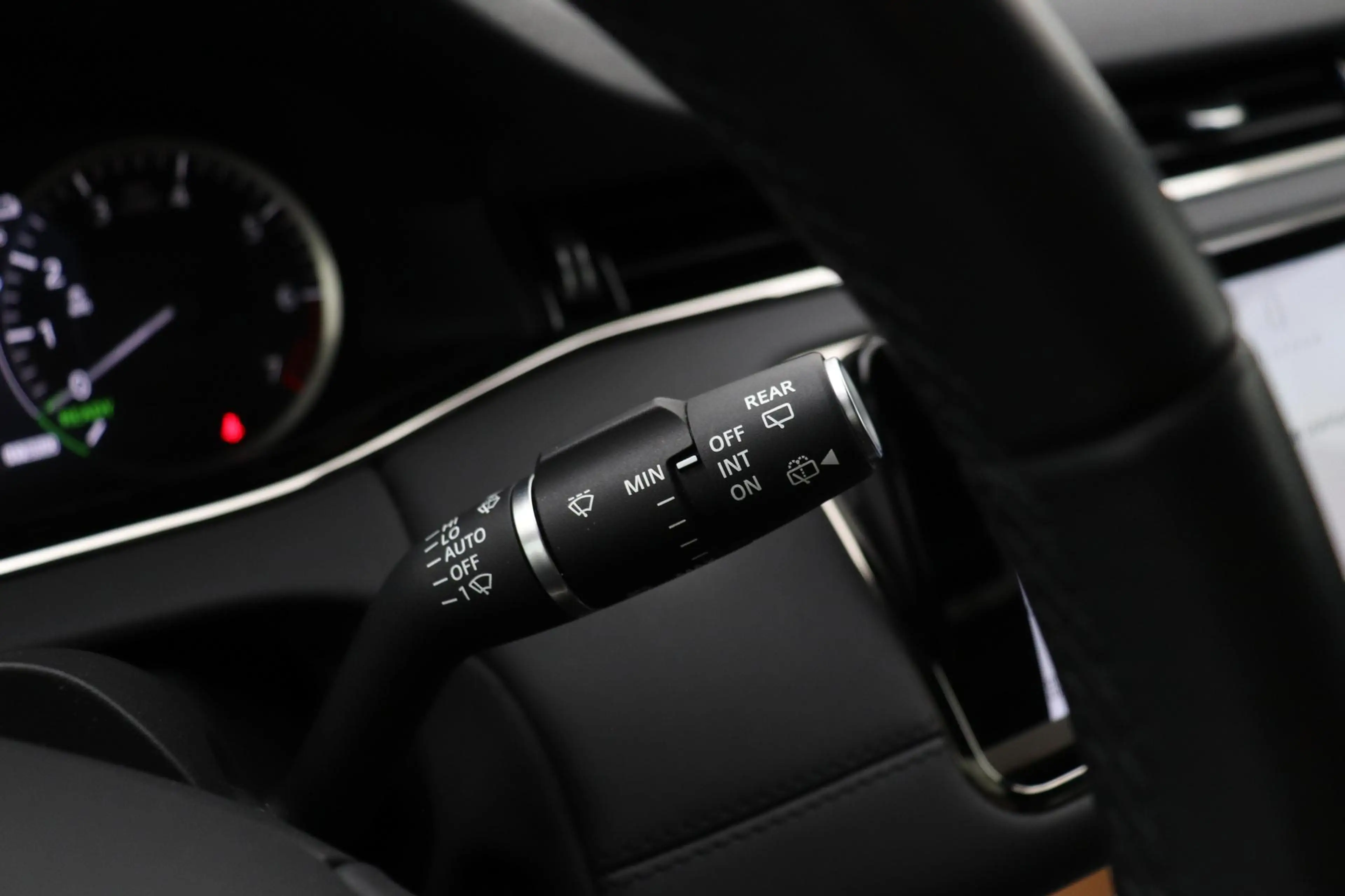 Land Rover Range Rover Evoque 1.5 P300e AWD R-Dynamic SE | Panoramadak | Trekhaa — photo 43