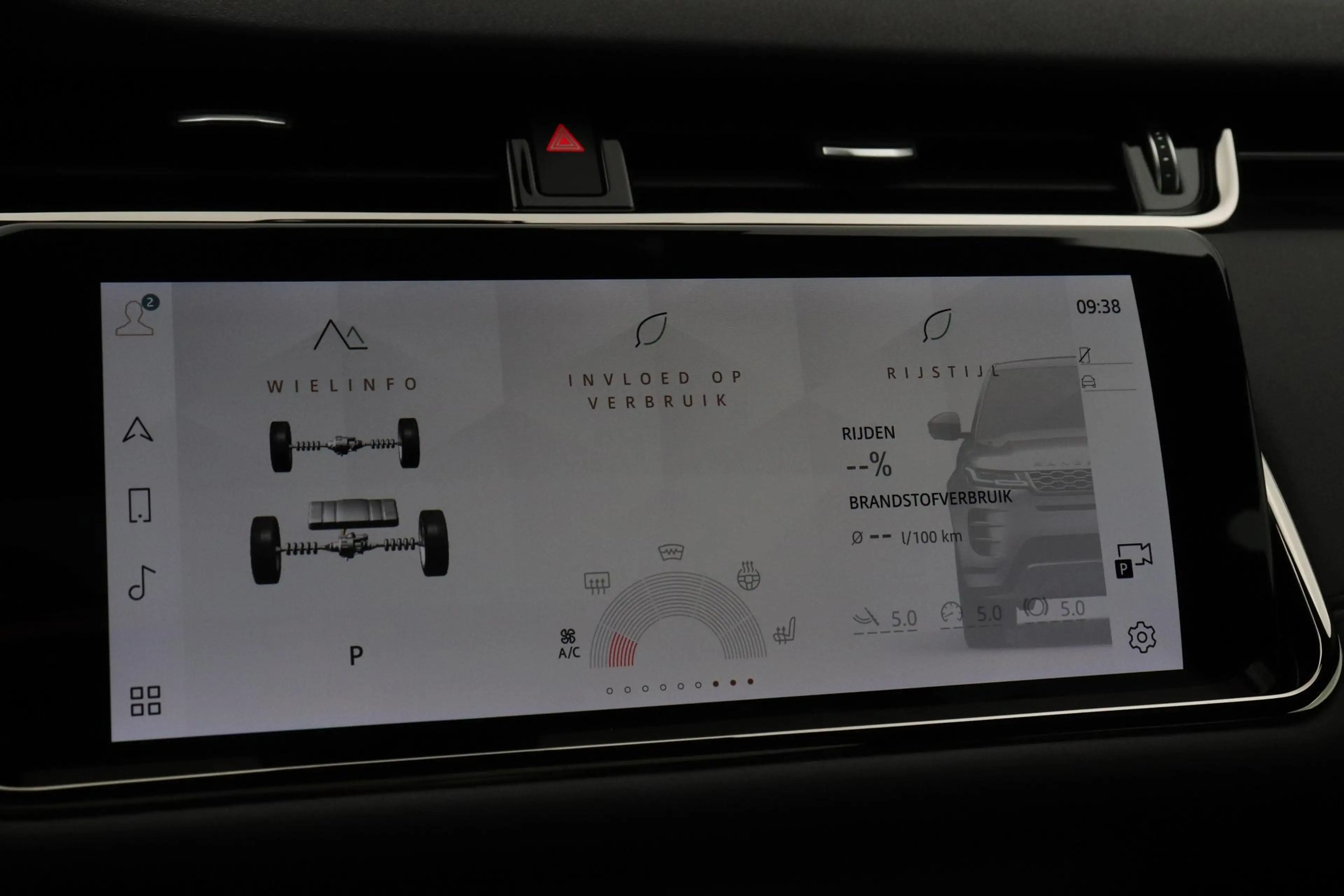 Land Rover Range Rover Evoque 1.5 P300e AWD R-Dynamic SE | Panoramadak | Trekhaa — photo 27