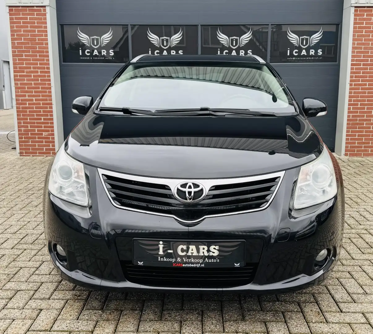 Toyota Avensis Wagon 1.8 VVTi NAVI Trekhaak Carplay 2e eigenaar Noir - 2