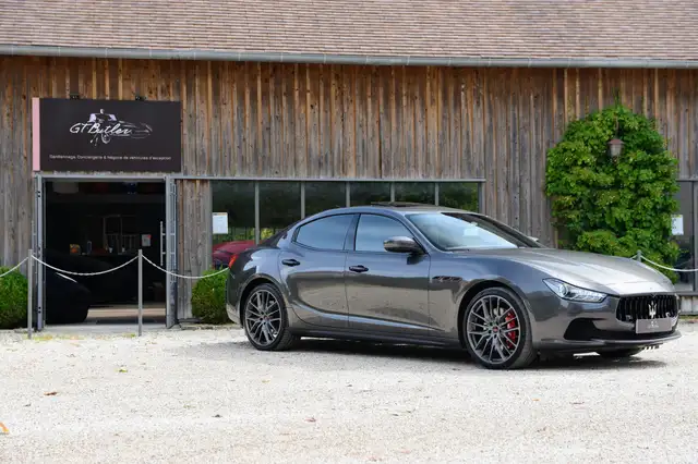 Maserati Ghibli V6 3.0L - 1ere main - TB Optionnée