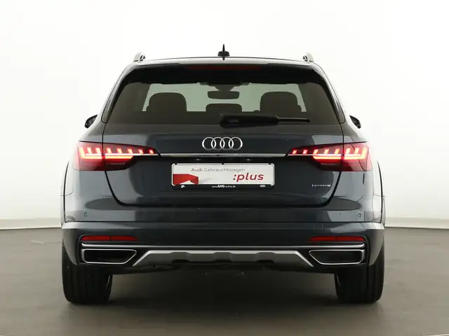 Audi A4 view 6