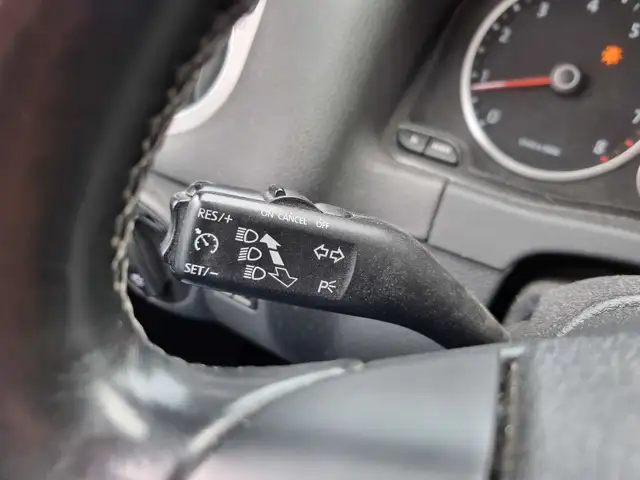 Volkswagen Tiguan view 12