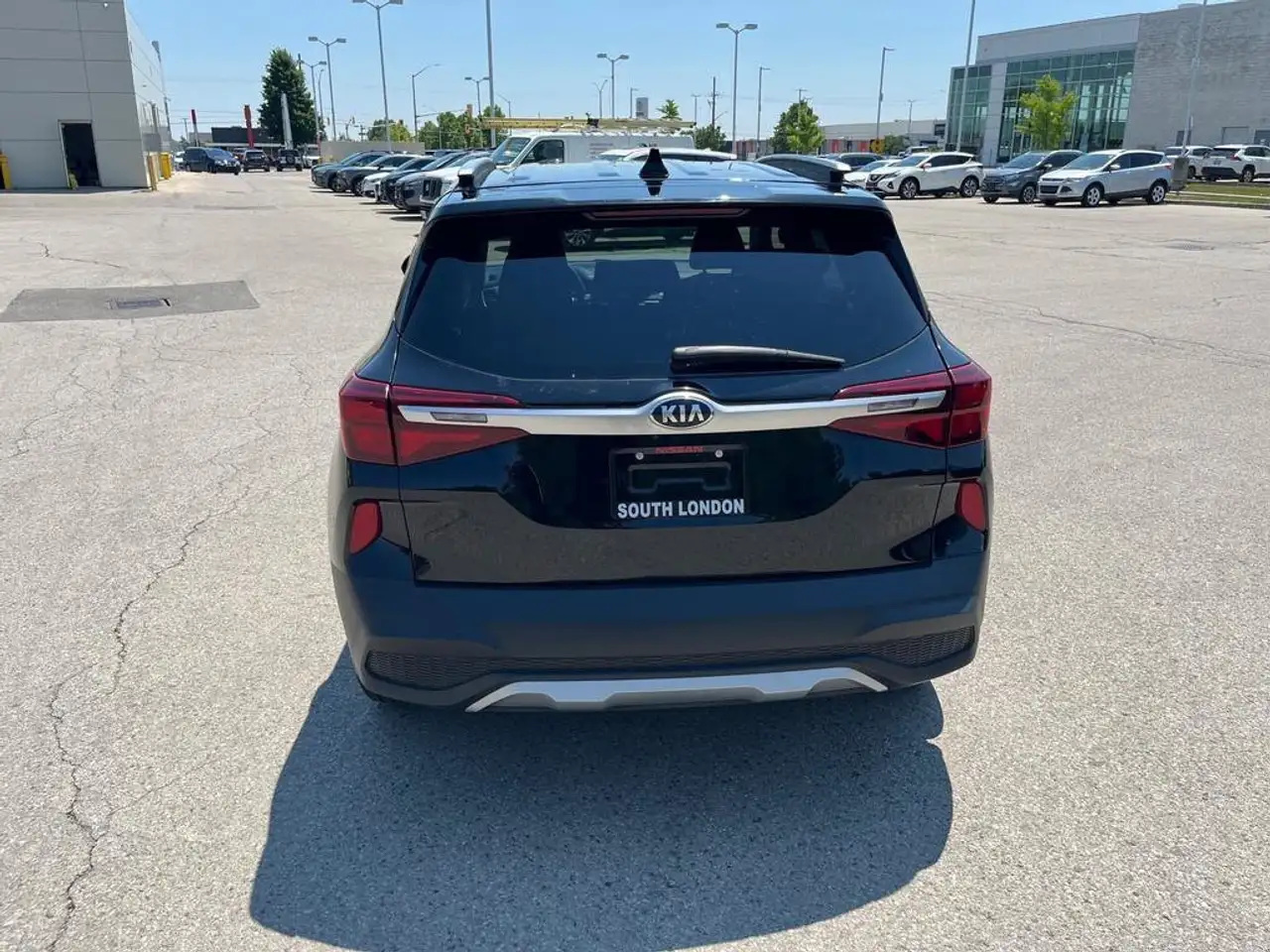 Kia Seltos photo Kia Seltos