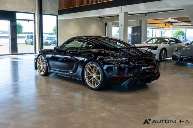 Porsche Cayman GT4 Clubsport Vollschalensitze Approved