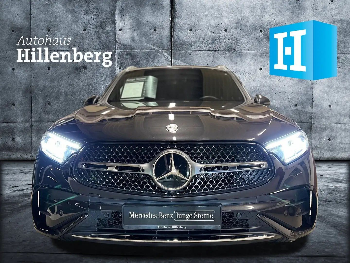 Mercedes-Benz GLC 200 4M AMG Line Advanced Plus Grau - 2