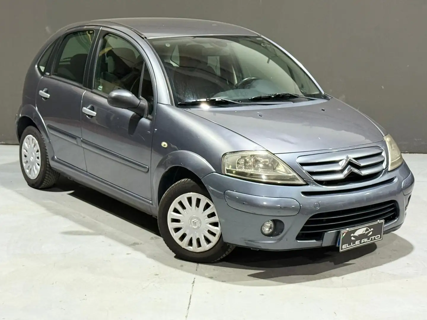 Citroen C3 C3 I 2002 1.1 Exclusive Style Techno bi-energy Gpl Grau - 1