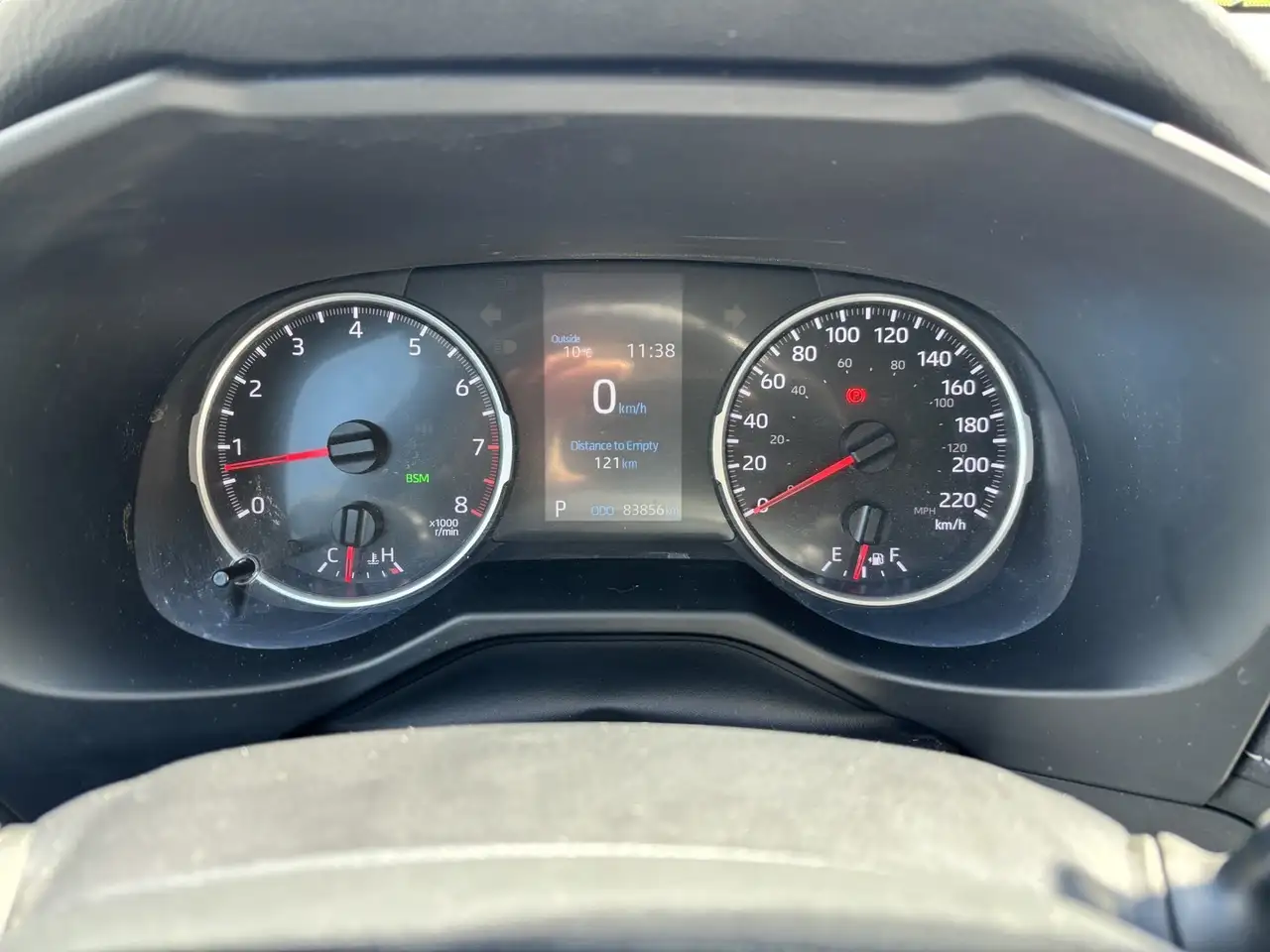 Toyota RAV 4 снимка Toyota RAV 4