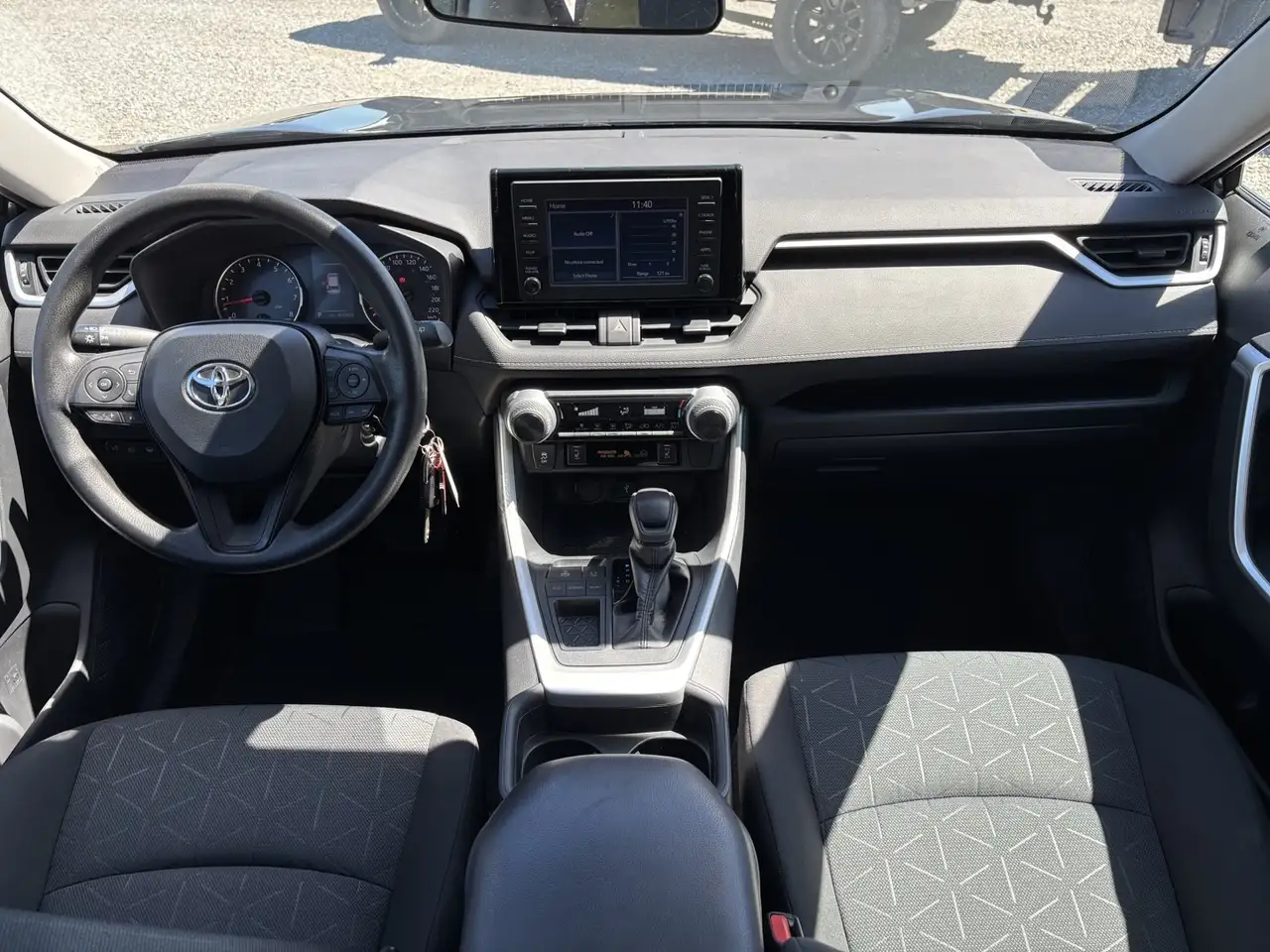 Toyota RAV 4 снимка Toyota RAV 4