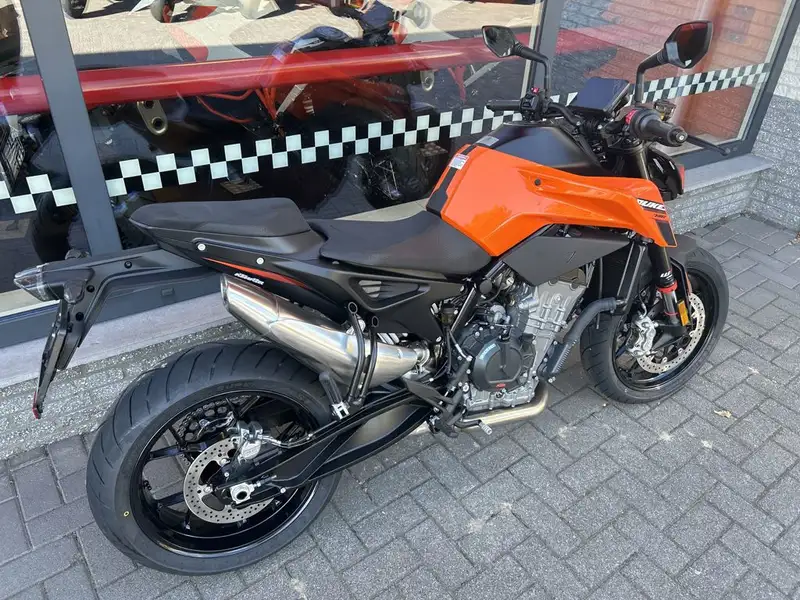 KTM 790 Duke - foto 3