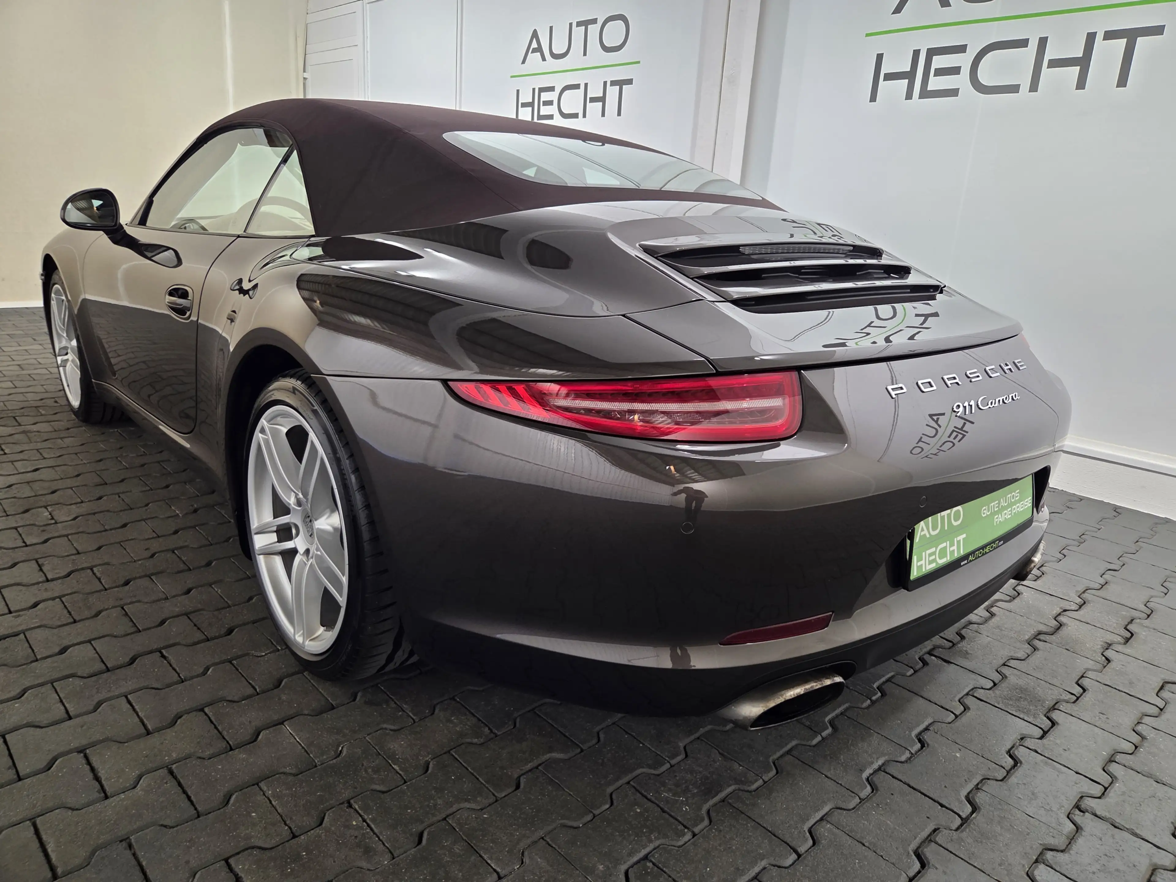 Porsche 991 Carrera Cabrio Sport Chrono — photo 21