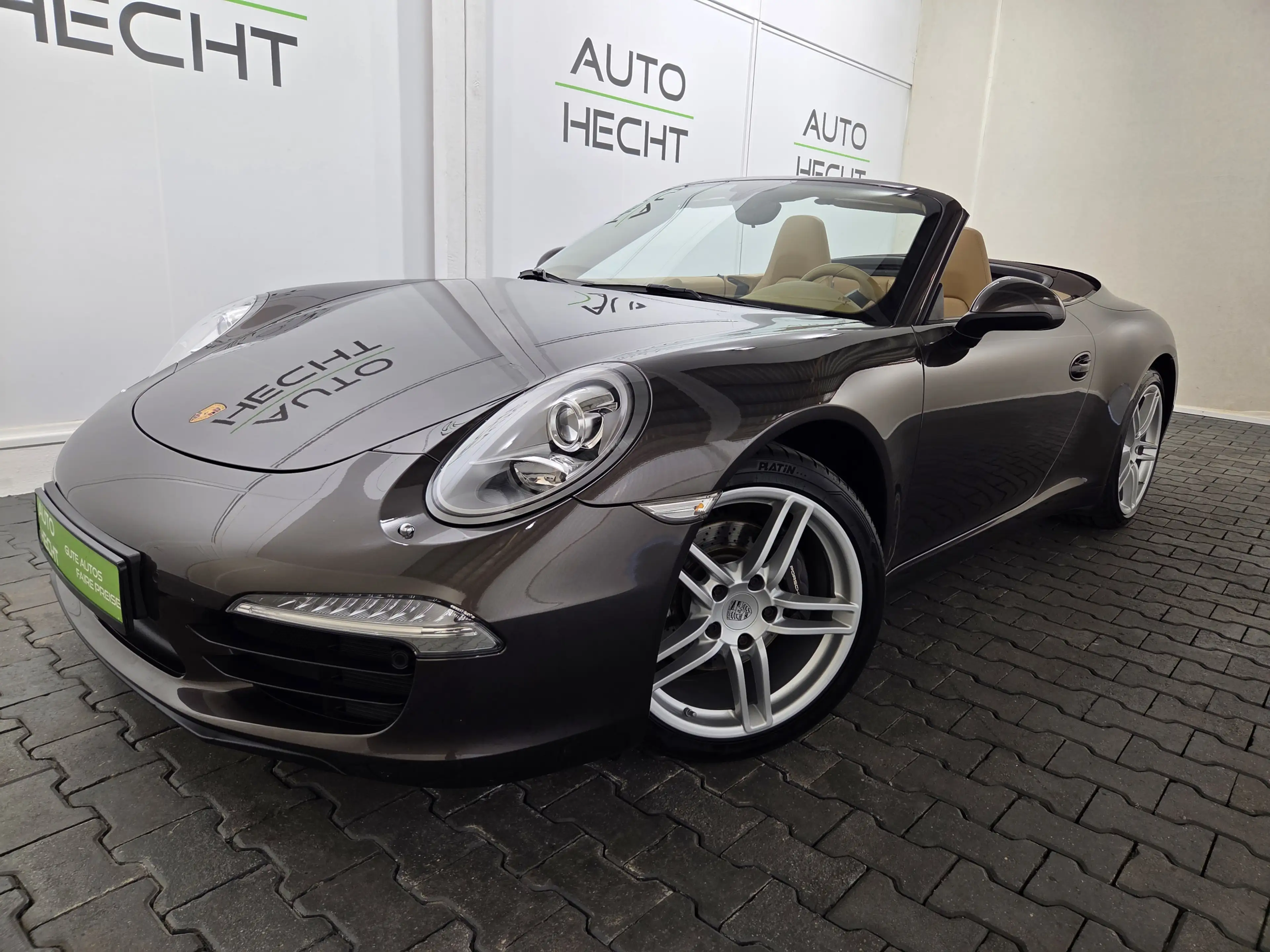 Porsche 991 Carrera Cabrio Sport Chrono