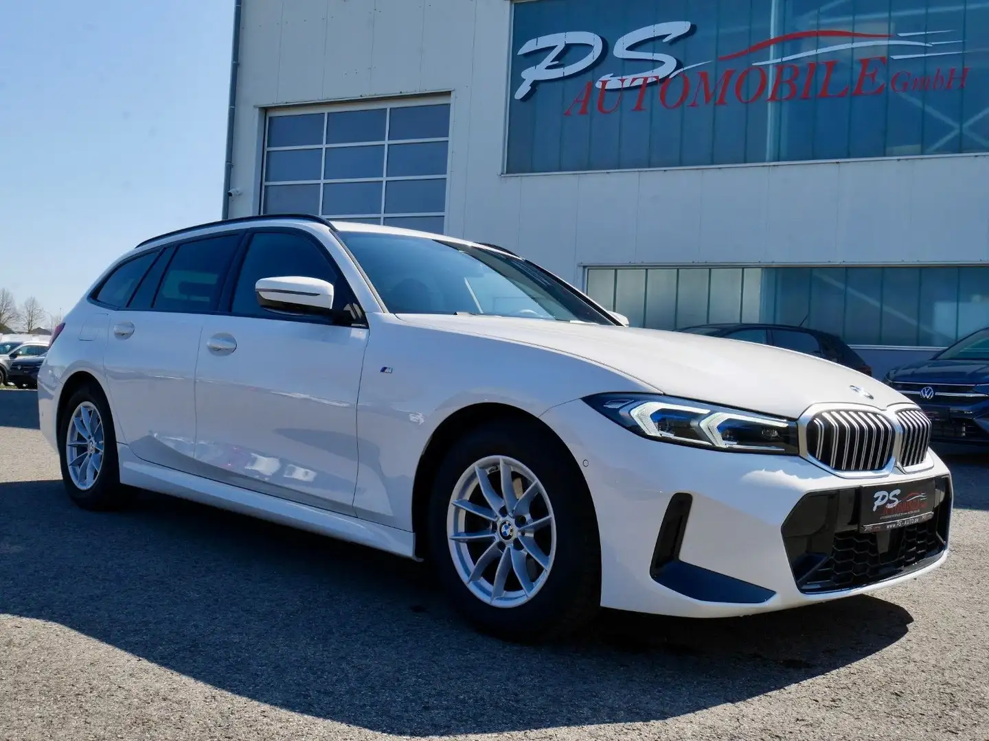 BMW 320 i Touring"M-Sport"Head Up+Adaptiver LED+Kam. Білий - 1