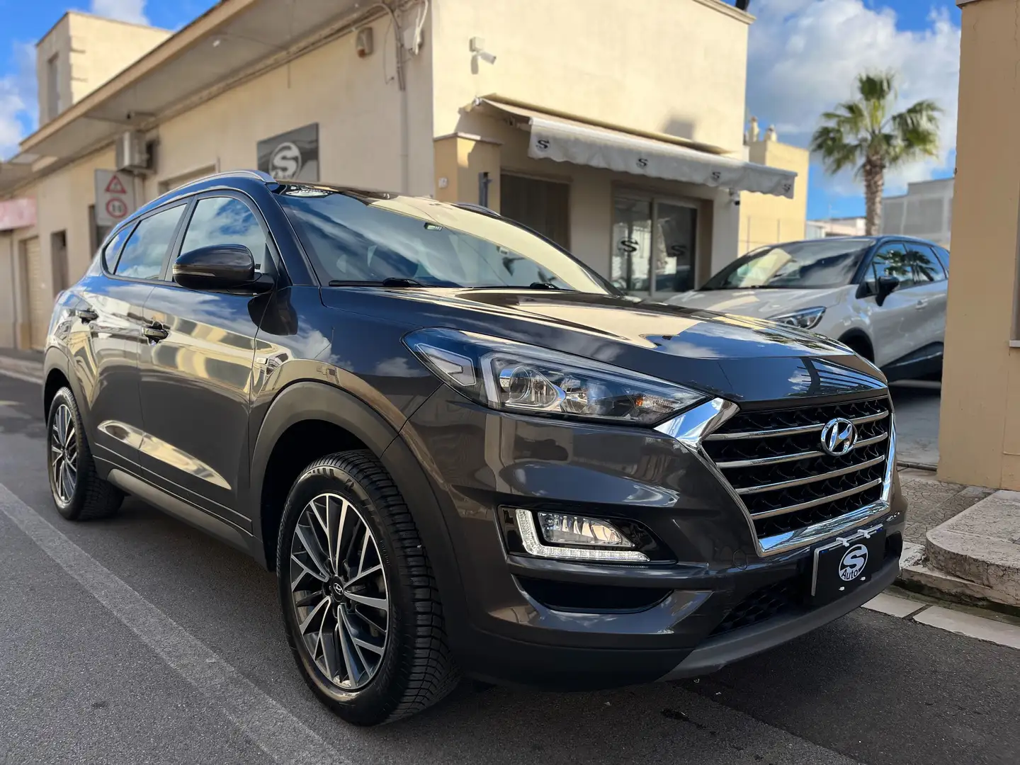 Hyundai TUCSON 1.6 CRDI 48V Xprime 115cv my20 Gris - 2