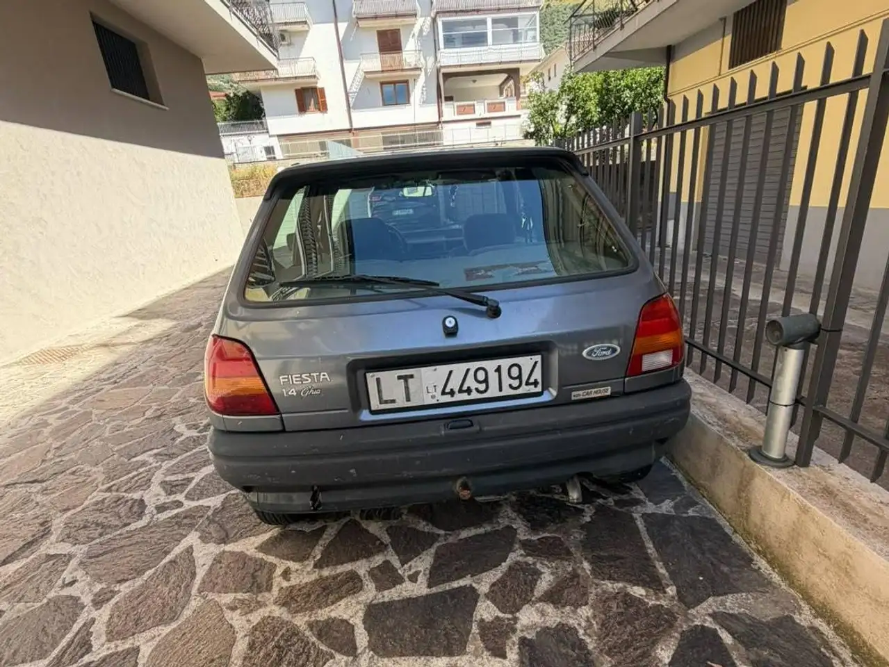 Ford Fiesta 5p 1.4 Ghia, foto 4