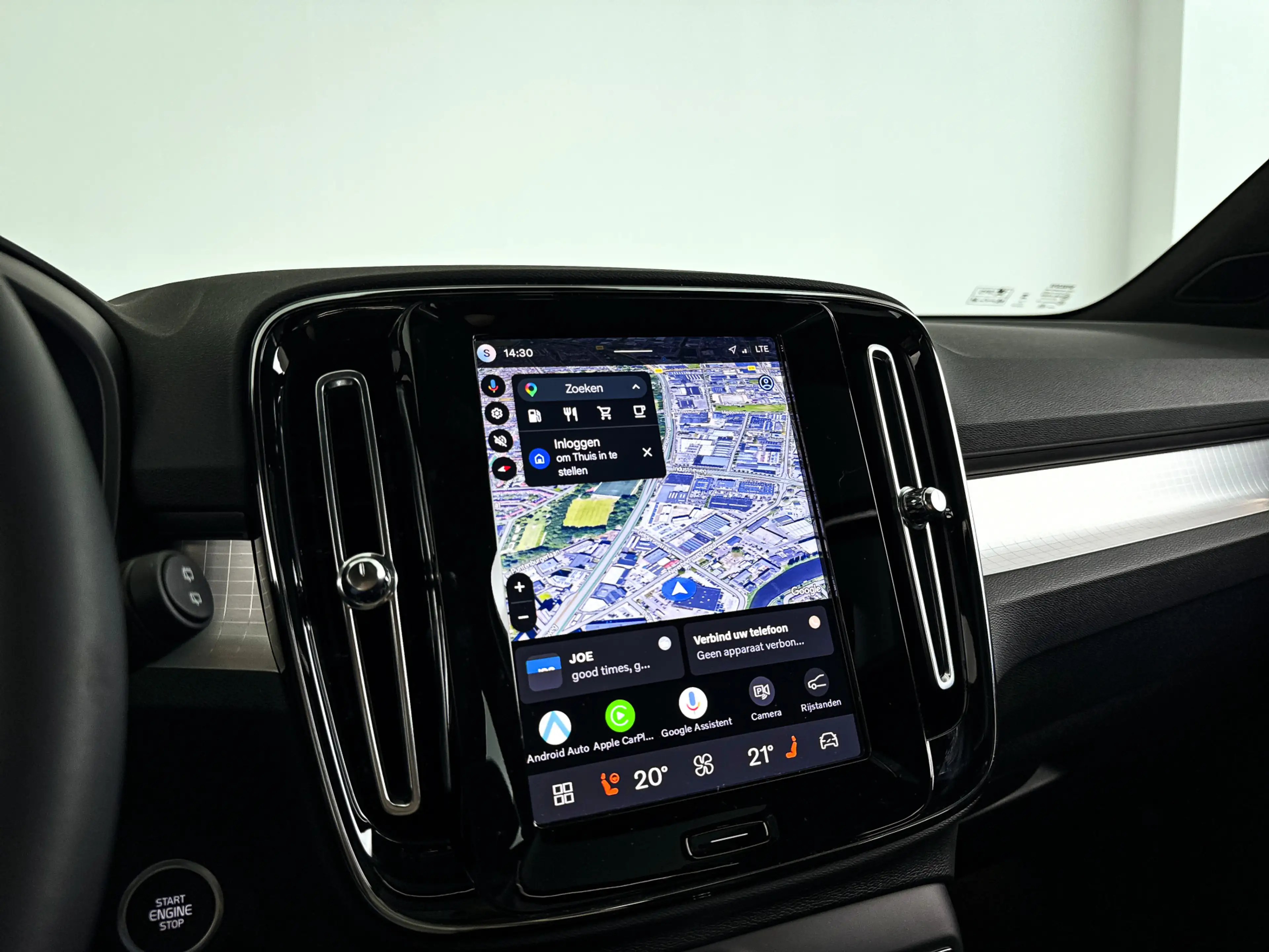 Volvo XC40 B4 Plus Dark | Panoramadak | 360° camera | Harman — photo 23