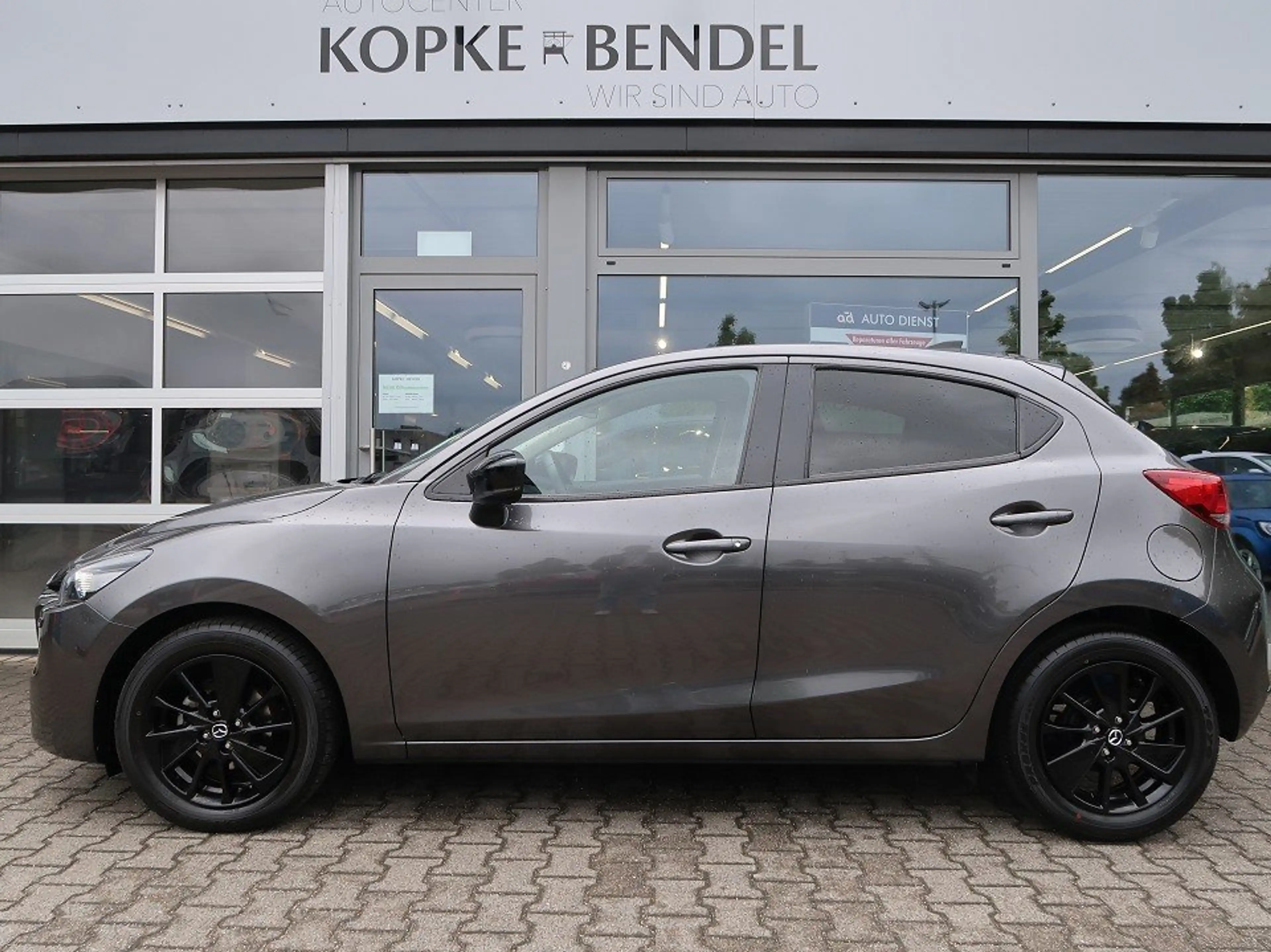 Mazda 2 Lim. *Bestzustand aus 1. Damenhand*Garantie 11/203 — photo 2