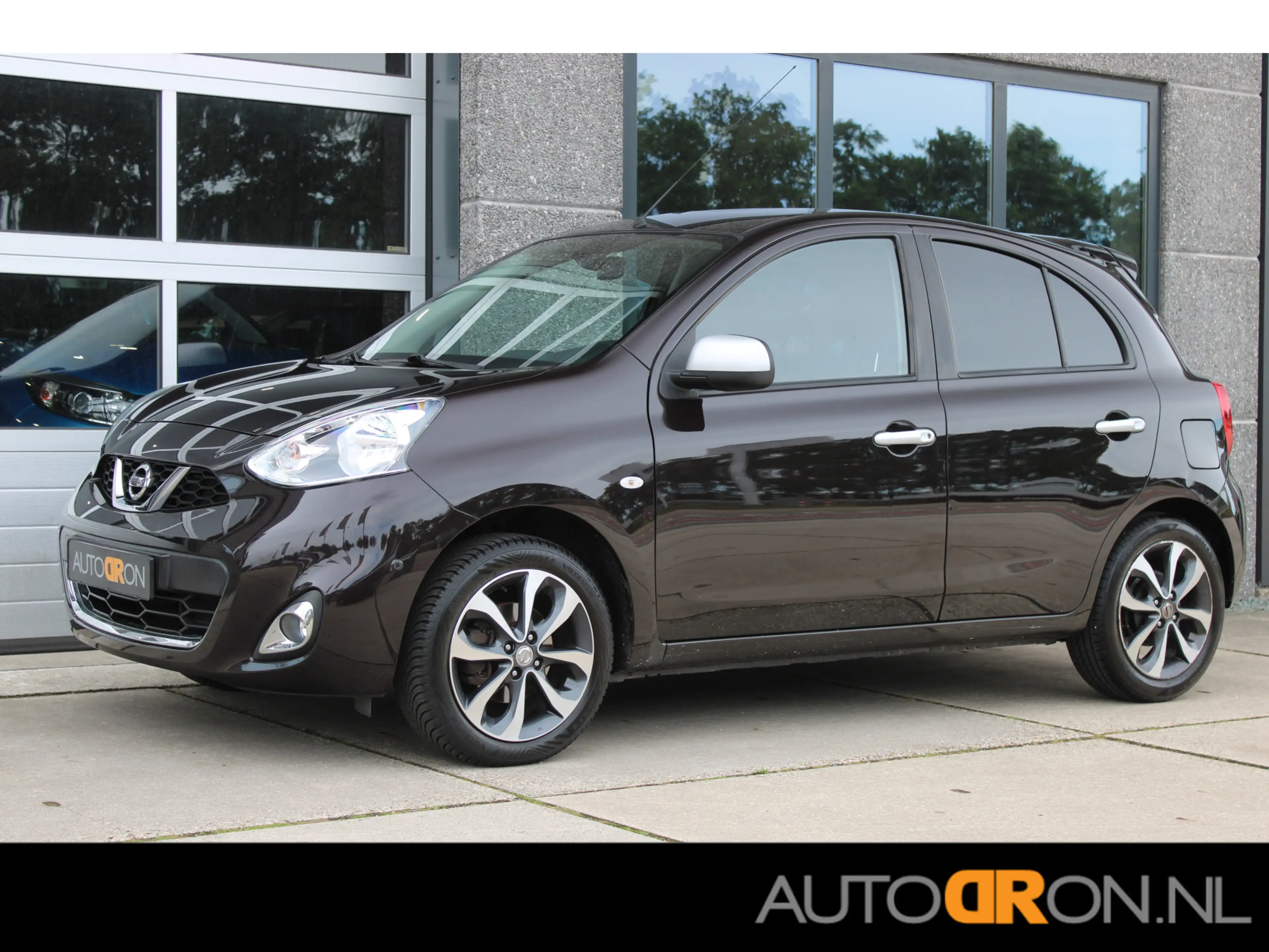 Nissan Micra 1.2 Connect Edition N-TEC Dealer Onderhouden