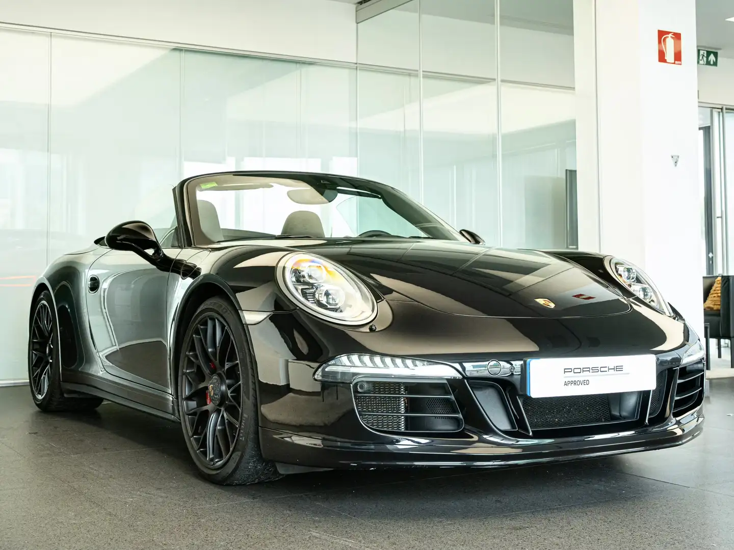 Porsche 991 GTS 3.8 Cabriolet Negro - 1
