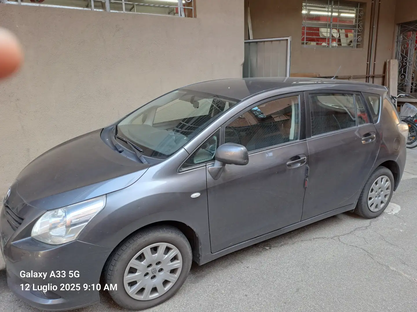 Toyota Verso Verso 2009 2.0 d-4d mt Negru - 2