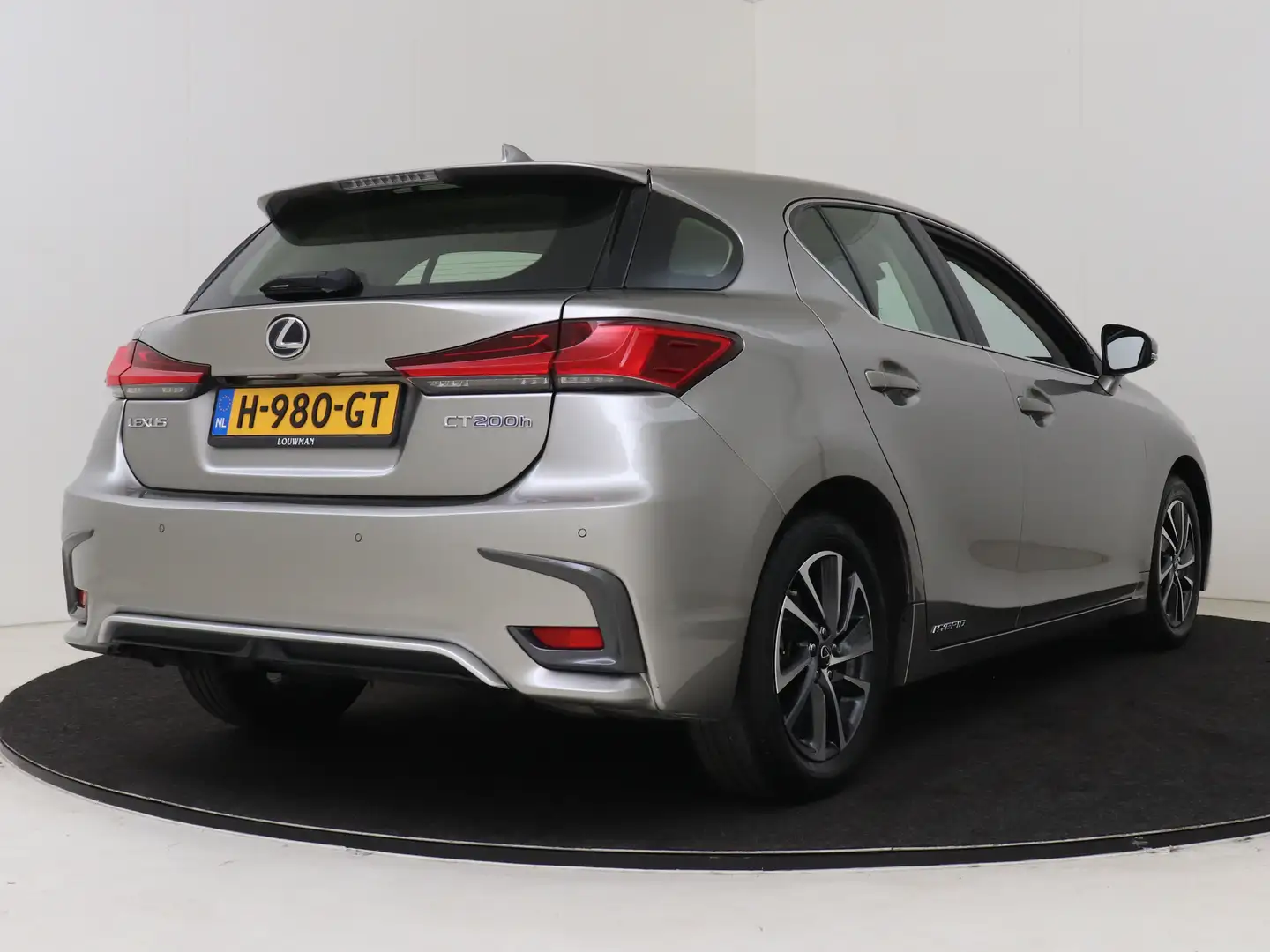 Lexus CT 200h Business Line | Navigatie | Parkeersensoren Voor & Grijs - 2