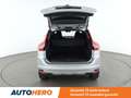 Volvo XC60 2.0 D4 Momentum 2WD Grijs - thumbnail 23