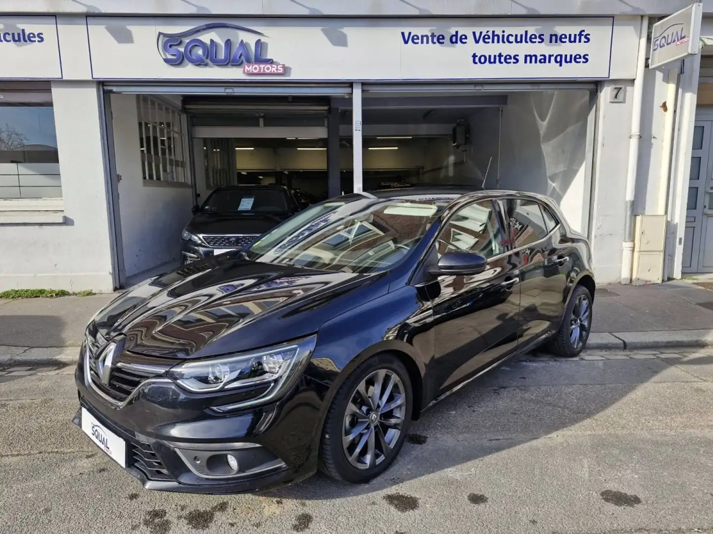 Renault Megane IV (BFB) 1.5 dCi 110ch energy Limited EDC Schwarz - 1