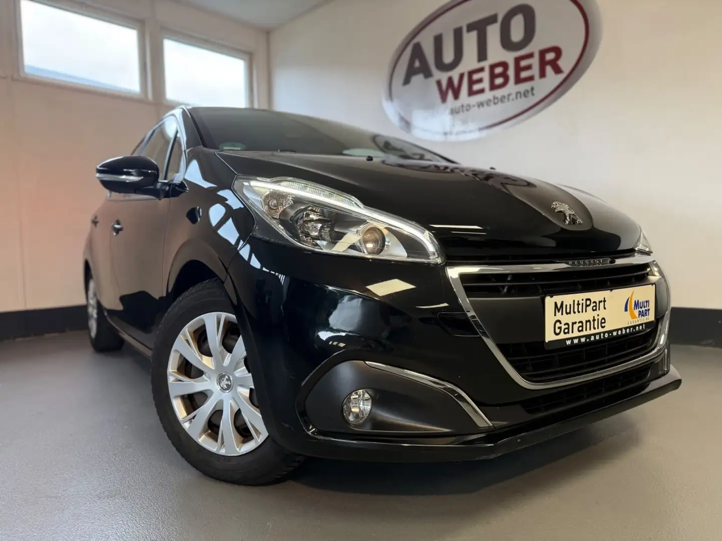 Peugeot 208 1.2 ACTIVE*KLIMA*MFL*TEMP*PDC*SITZH*APPS*BT* Schwarz - 1