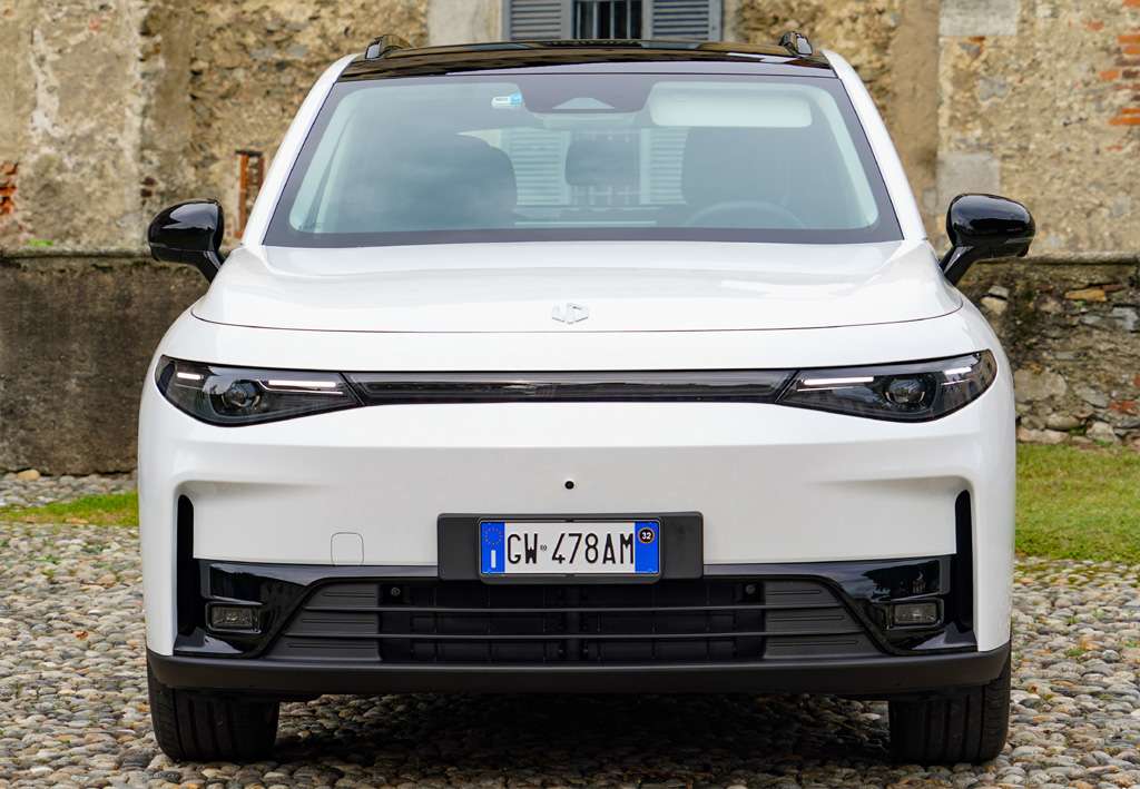 Leapmotor C10 Design Pro Max 430kW AWD - foto 1