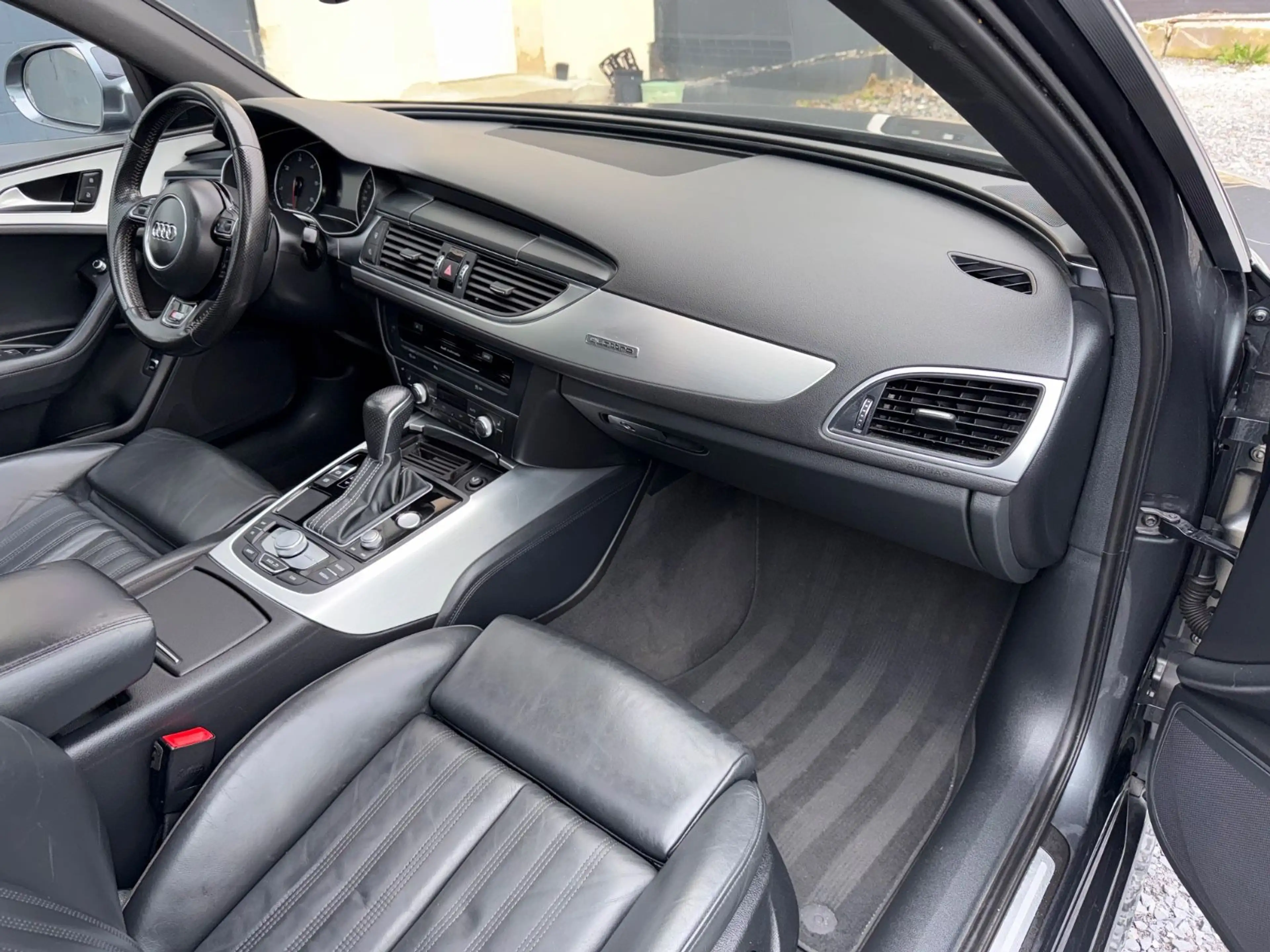 Audi A6 Avant 3.0 TDI clean diesel quattro — photo 10