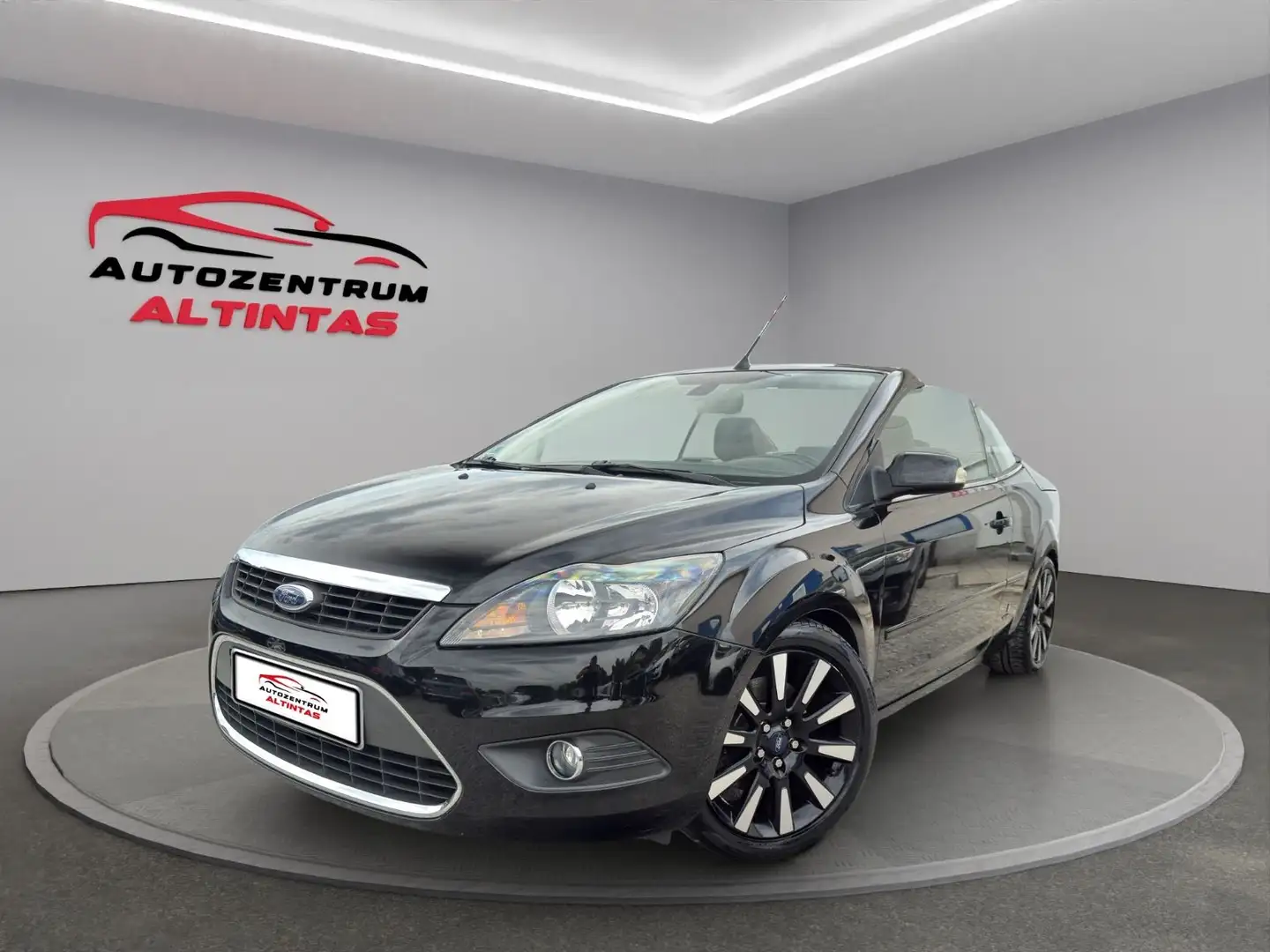 Ford Focus Cabrio Titanium*KLIMAAUT*107TKM*NAVI*SHZ* Schwarz - 2