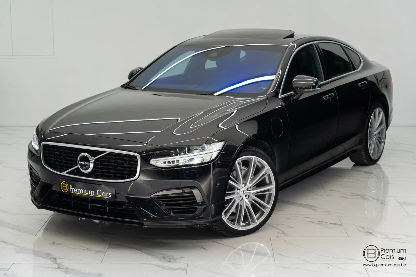 Volvo S90 2.0 T8 TE AWD PHEV R-Design Geartronic Zwart - 2