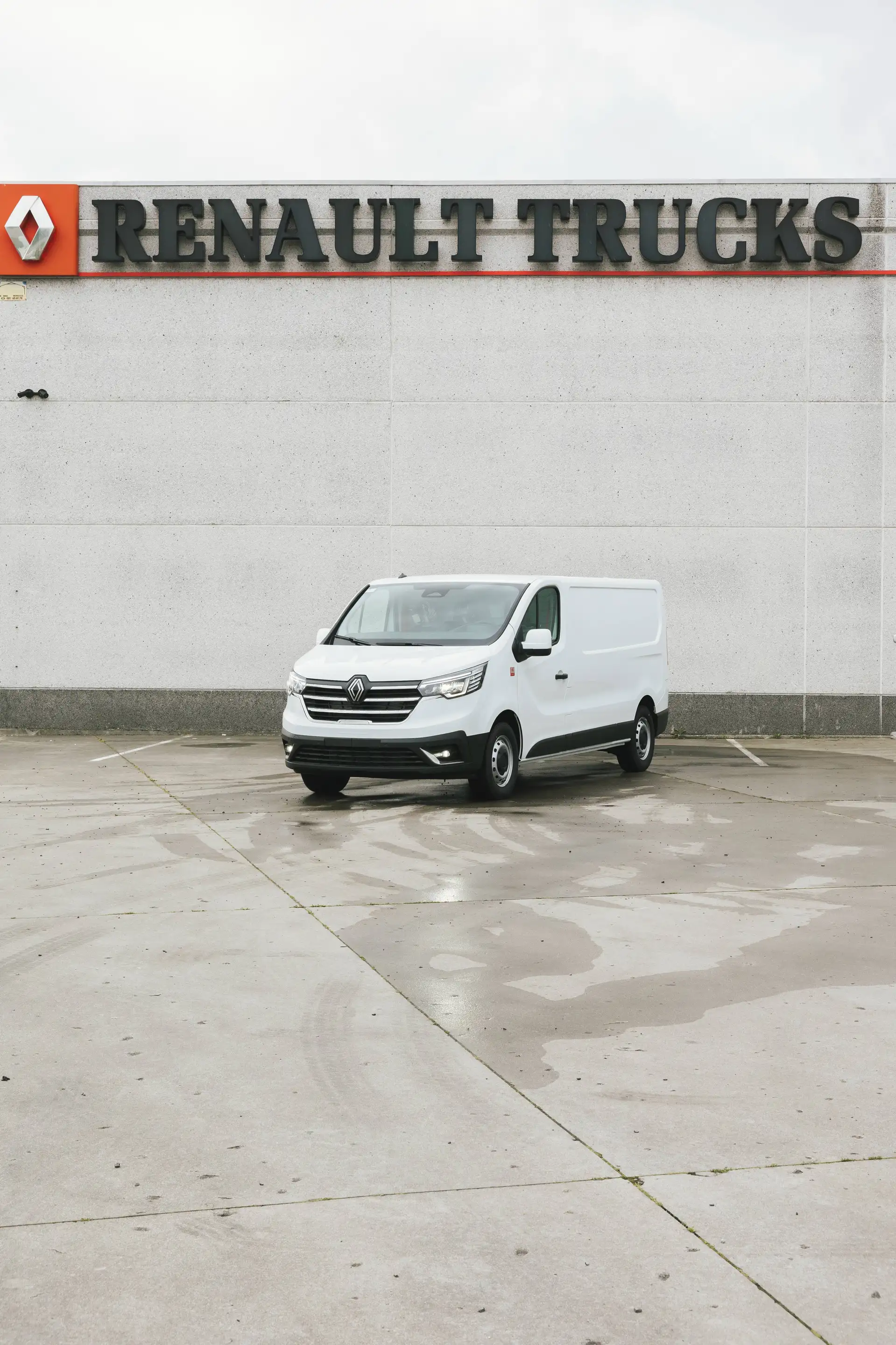 Renault Trafic Trafic RED L2H1 EC — photo 4