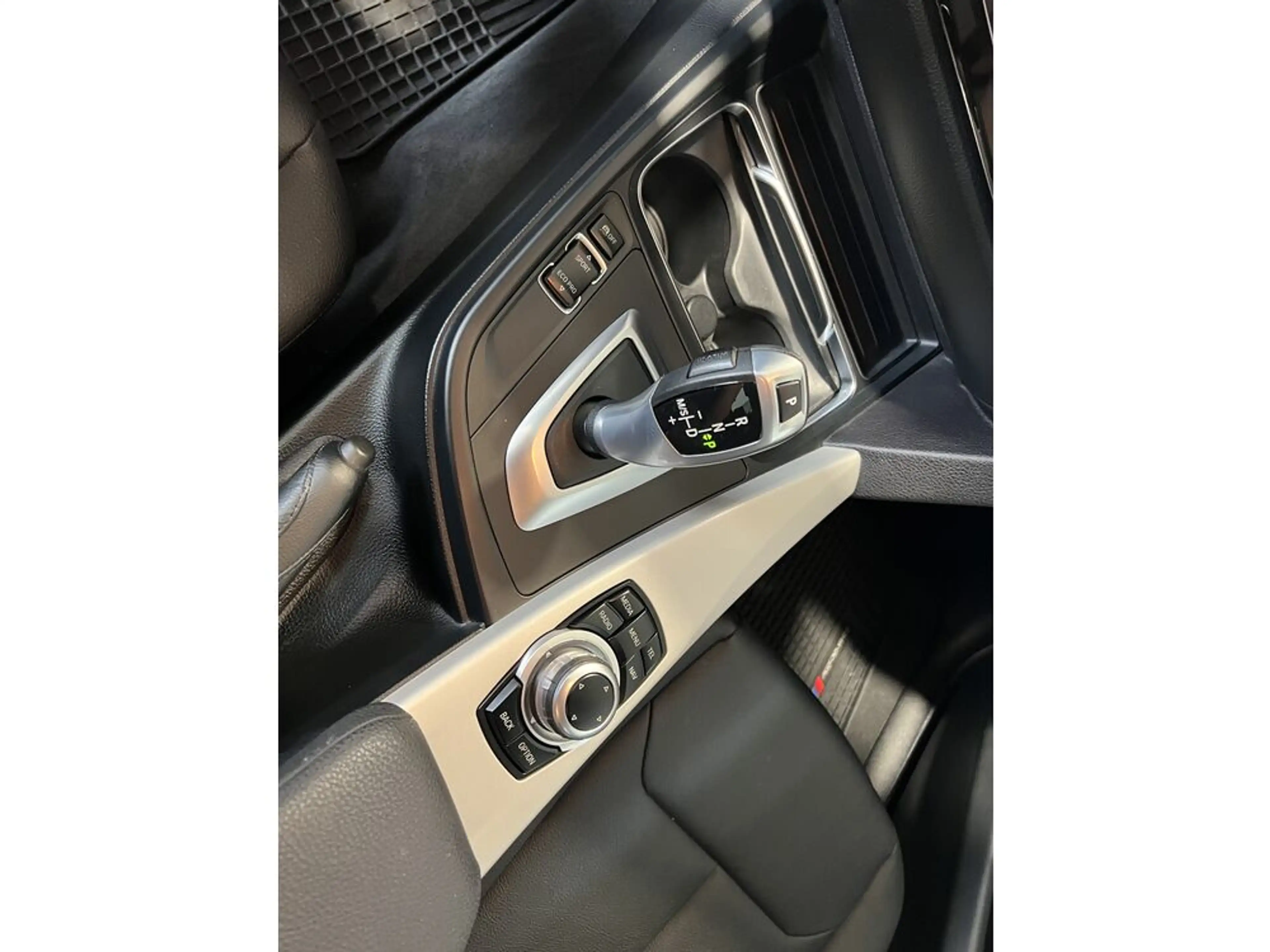 BMW 316 d Advantage — photo 14