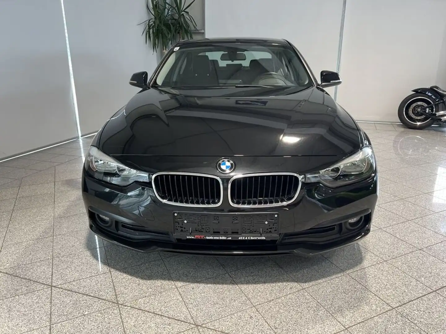BMW 316 d Advantage Schwarz - 2