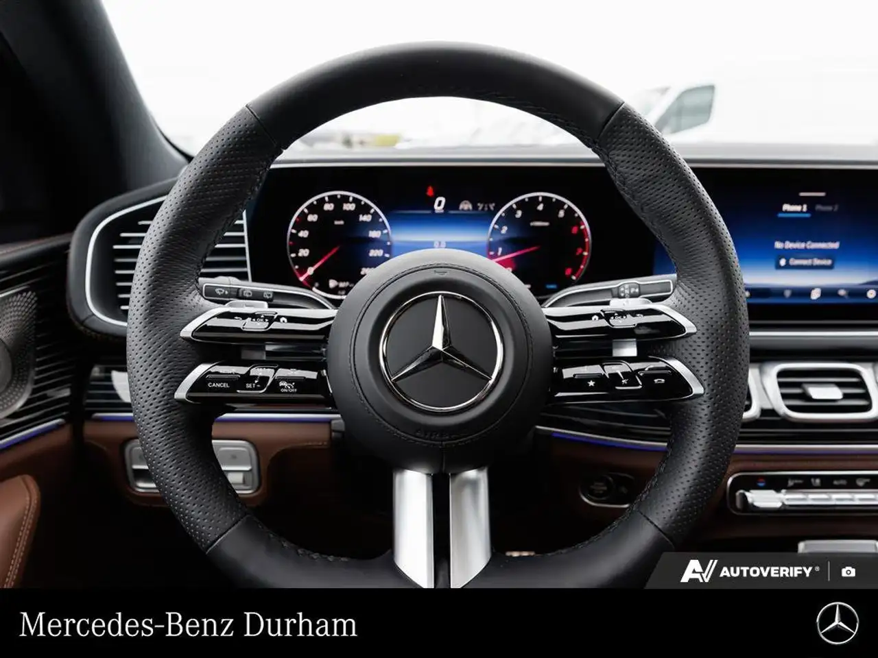 Mercedes-Benz GLS снимка Mercedes-Benz GLS